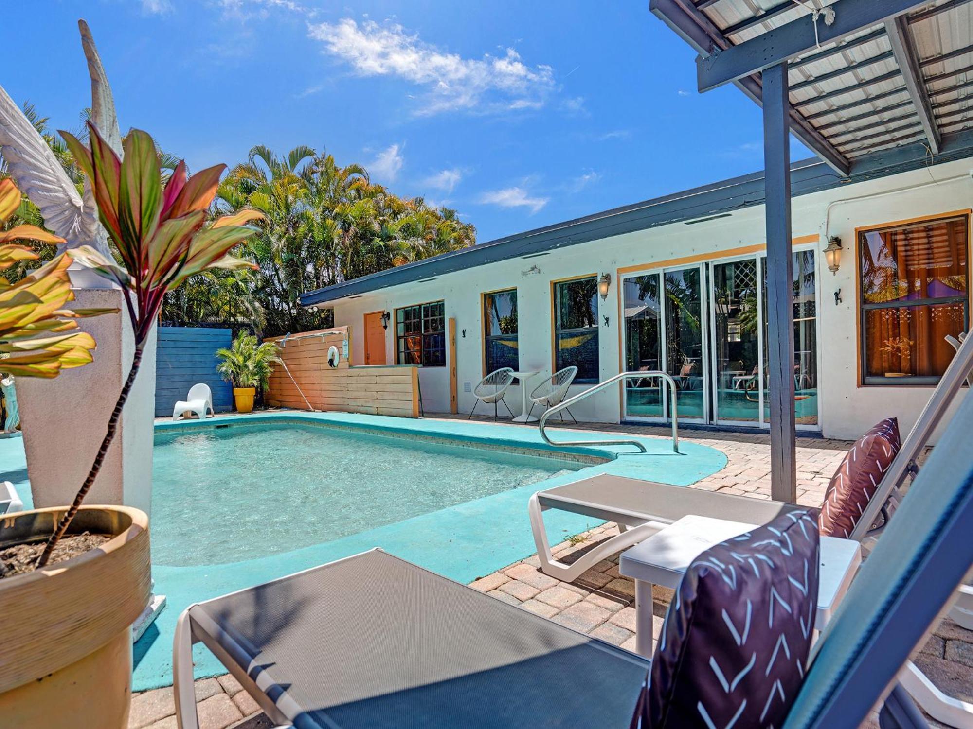Large Gay Men'S 1 Bedroom W Gameroom Heated Pool Clothing Optional Oakland Park Esterno foto